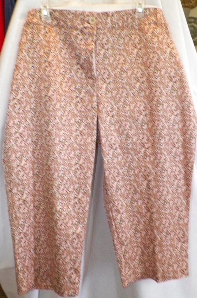 Size 24W Capri Pants Capris Peach Olive Floral Stretch Briggs New with Tags