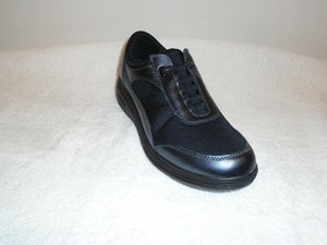 get fit shoes by grasshoppers