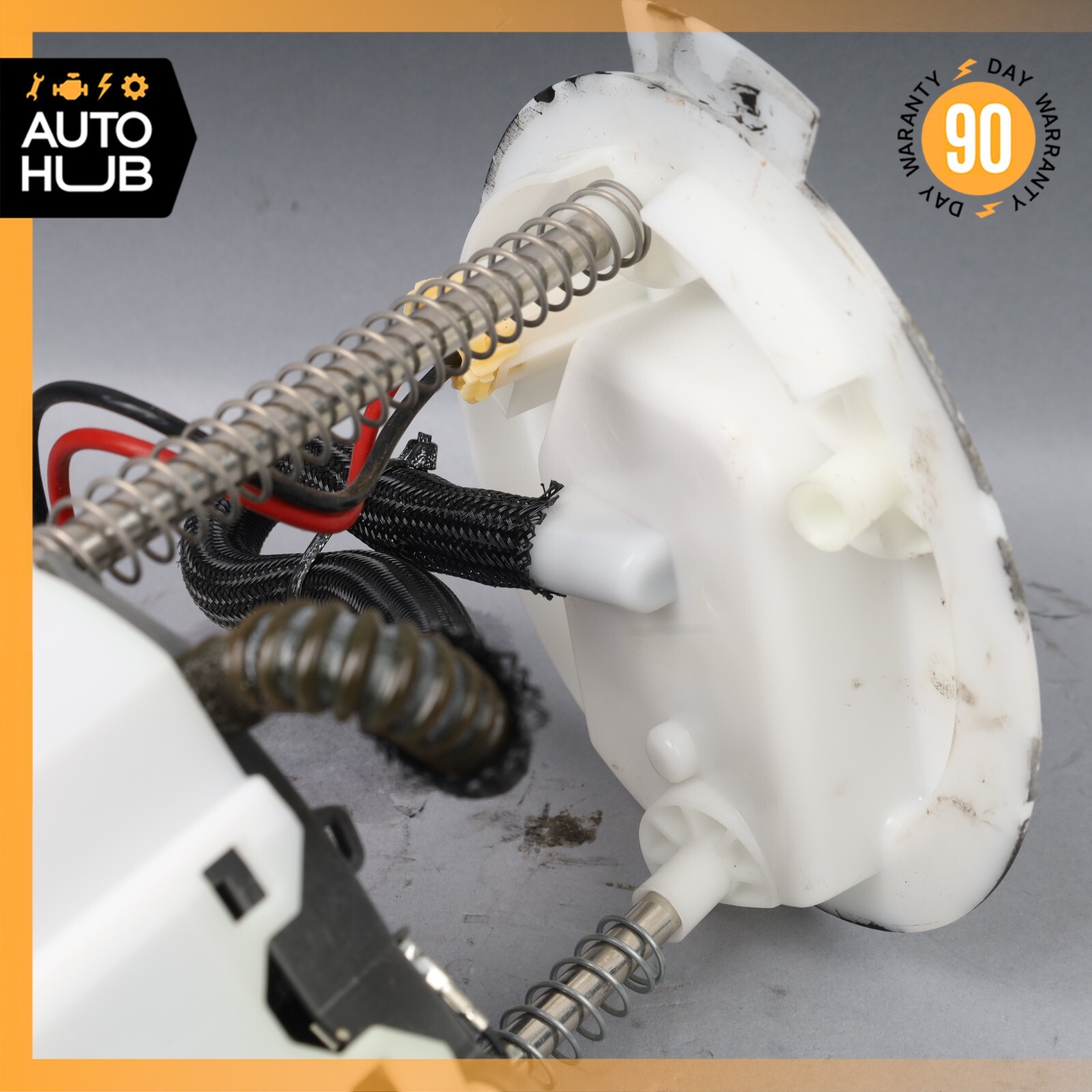2014 Maserati Quattroporte GTS M156 3.8L Right Side Fuel Gas Tank Pump Unit OEM