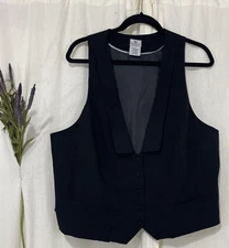 Worthington Stretch Women's Button Front Black Vest Sleek Modern Layering Sz 1X