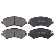 Satz Bremsbeläge Bremsklötze vorne für Jeep Cherokee KJ | 24151490