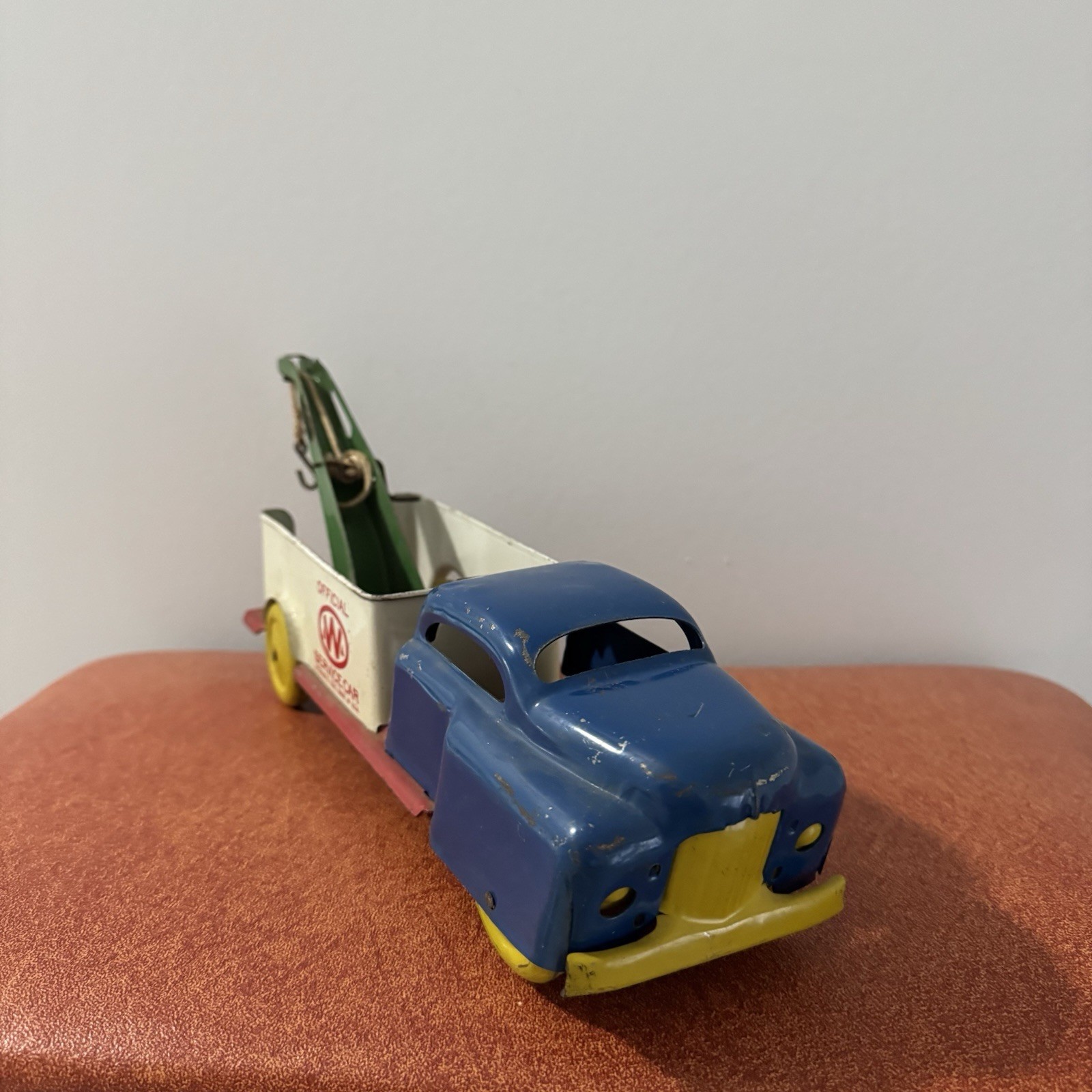 Vintage Pressed Steel Wyandotte Official Service Car Tow Truck Wrecker