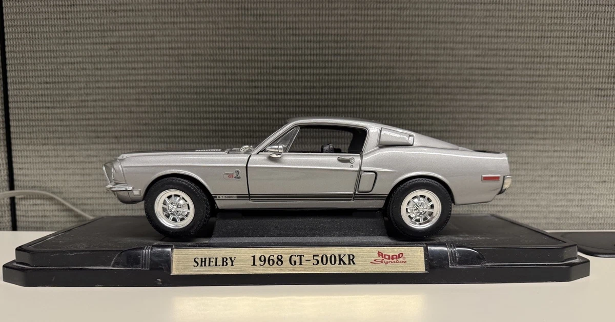 Las mejores ofertas en Road Signature Ford Mustang Shelby GT500