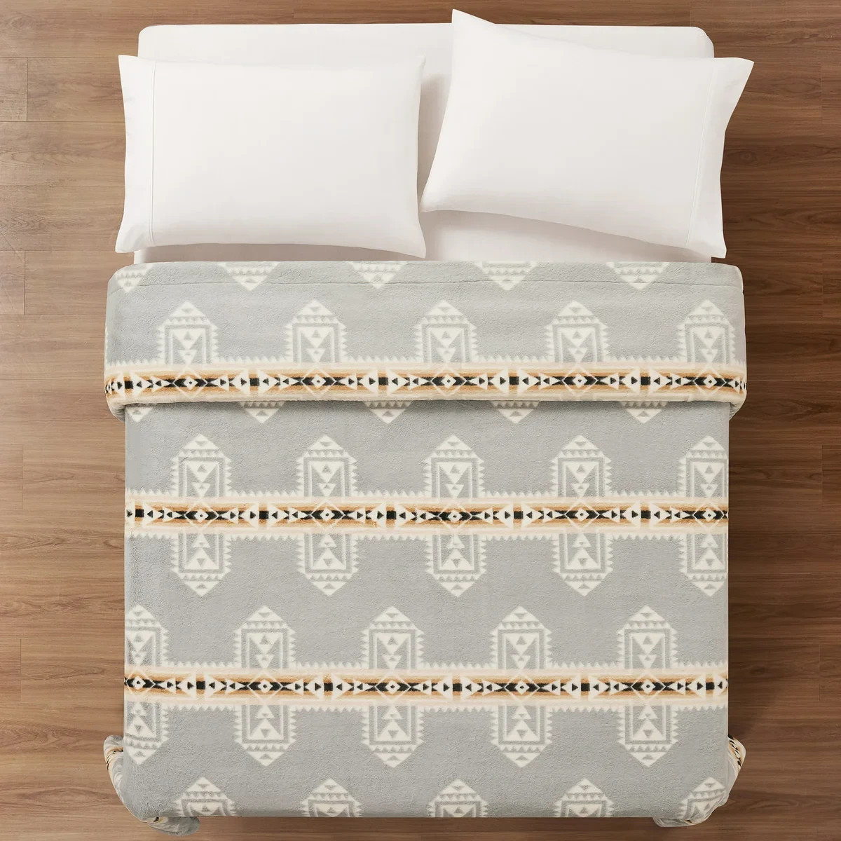 Pendleton Faux Fur Luxe Blanket - QUEEN 98 in x 92 in