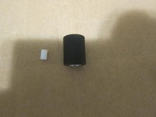 Compatible pinch roller and plastic retainer fits X-3727-770-1. Not OEM
