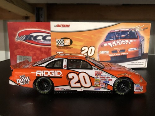Tony Stewart 2000 Home Depot Nascar 1/24 Diecast RCCA Bank Action #20