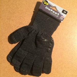 defeet merino gloves