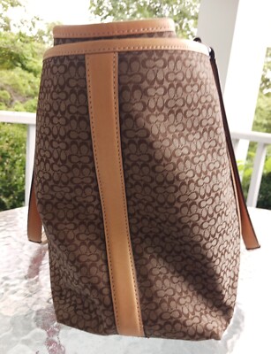 coach ♡ Coach F77014 Vintage Large Signature C Canvas w/Vachetta
