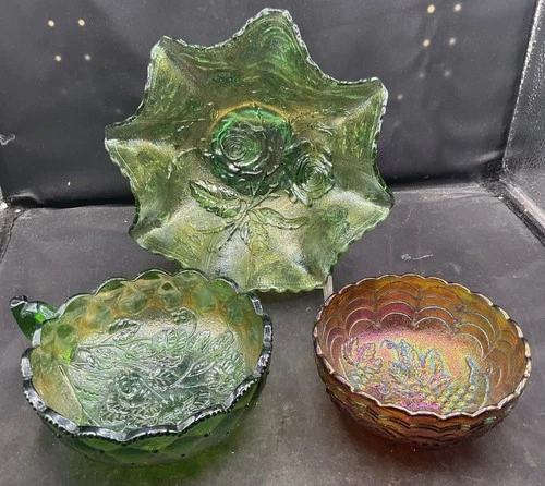 THREE VINTAGE CARNIVAL IMPERIAL GREEN BOWLS LUSTRE ROSE IMPERIAL GRAPE & PANSY
