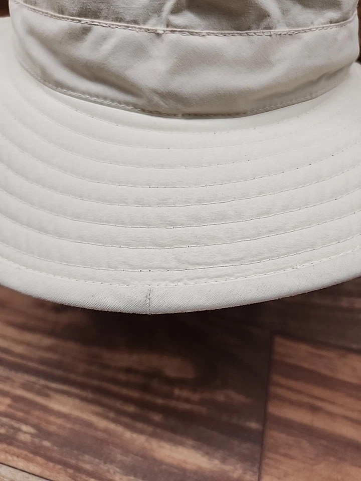 The Tilley Sombrero Durable Lona Cubo Tostado Caqui 7 1/4 Hecho en Canadá Foto 2 de 4