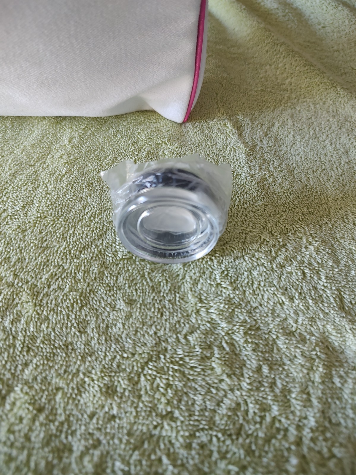  Chanel Parfums White Canvas Cosmetic Travel Pouch Bag Pink Trim  W/6 Drams thumbnail 4