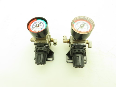 #ad SMC AR20 01B Pneumatic Precision Pressure Regulator Valve 1 8quot; NPT Lot of 2 $35.99