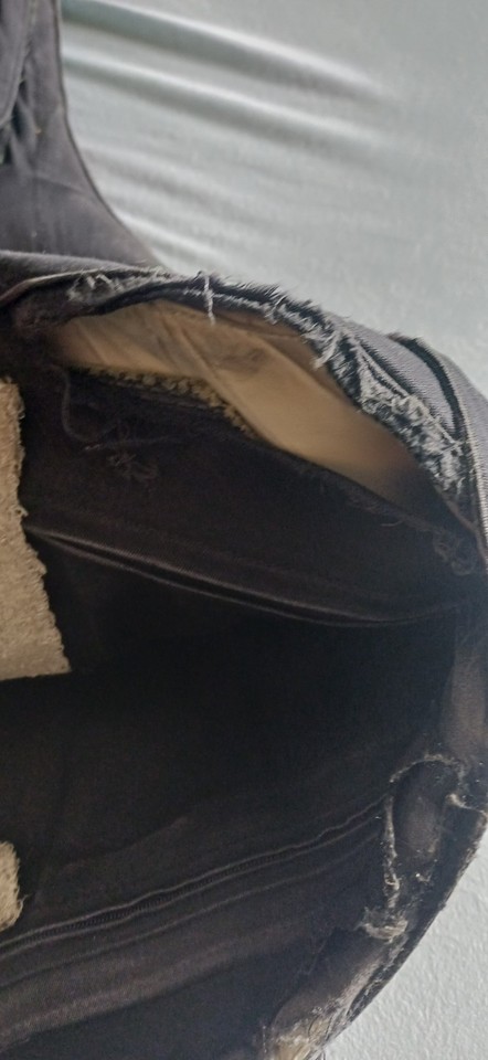 Stichfeste Unterziehweste Mit 54 Titanplatten - Schutzweste Für Sicherheitskräfte