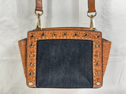 Michael Kors Selma Messenger Crossbody Bag dark denim - Picture 10 of 11