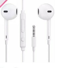 Universal wired in-ear earbuds