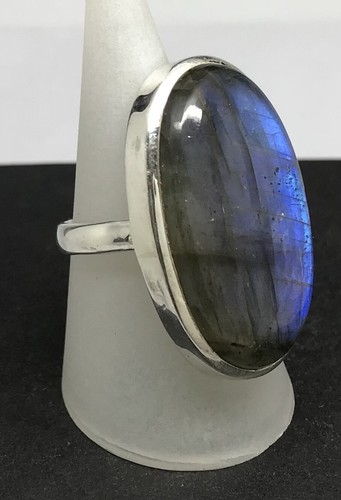 Labradorite large oval ring solid Sterling Silver Size S 1/2. New. Lovely! - Picture 7 of 11