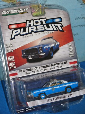 グリーンライト　1977 PLYMOUTH FURY 警察車両 1/43 グリーンライト 1977 PLYMOUTH FURY 警察車両 1/43 - メルカリ