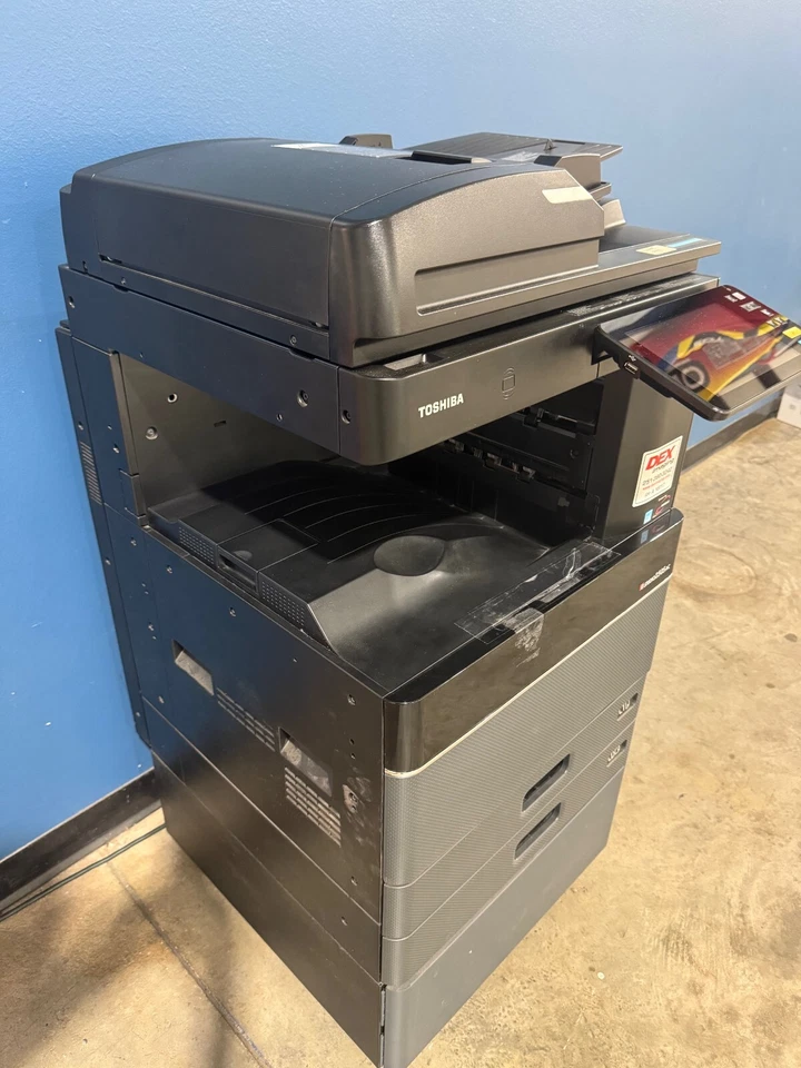 Toshiba E-Studio 2505AC Color Multifunción Impresora Escáner Copiadora *NECESITA FUNCIONAR* Foto 2 de 4