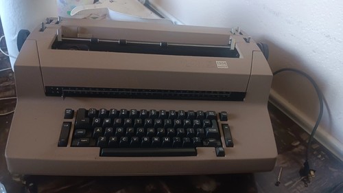 Vintage IBM Selectric II Correcting Electric Typewriter Working READ | eBay