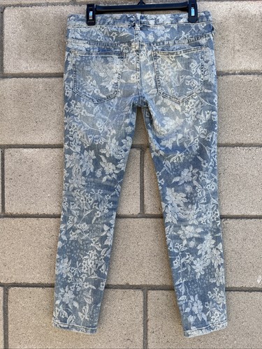 FREE PEOPLE Medium/Light Wash Floral Print 5 Pocket Skinny Jeans Womens sz W28 - Picture 3 of 5