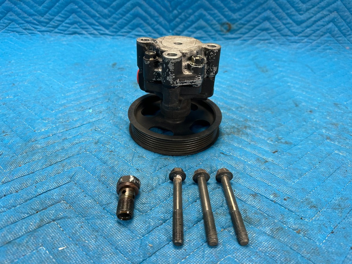 OEM Toyota Land Cruiser LX470 Power Steering Pump w/ Pulley