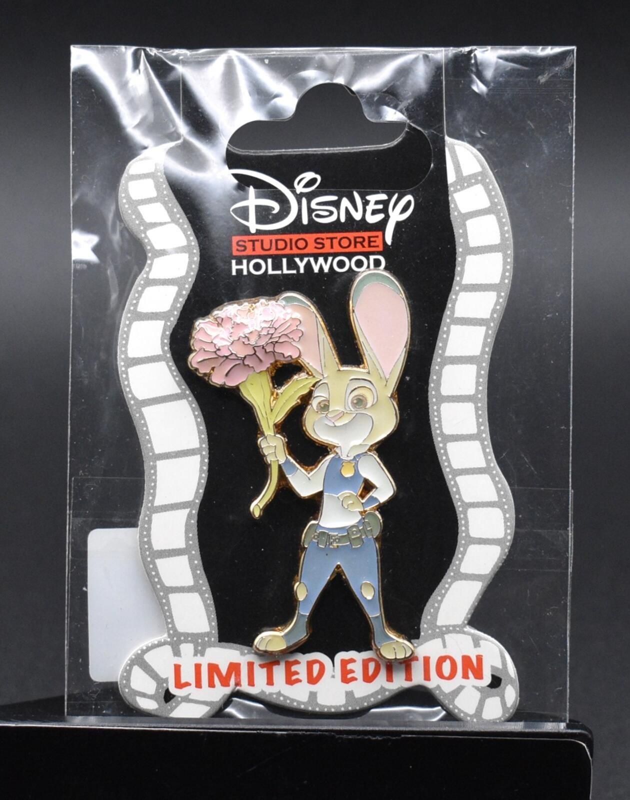 Disney DSSH Zootopia Judy Hopps Petals and Pals LE 400 Pin (C4)