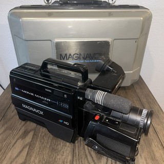 Vintage Magnavox Movie Maker (1987) VR9240AV01 VHS Camcorder COMPLETE/READ!
