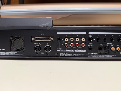 ROLAND VS-1880 24 BIT DIGITAL STUDIO WORKSTATION WORKING W/ POWER CABLE NICE - Picture 14 of 18