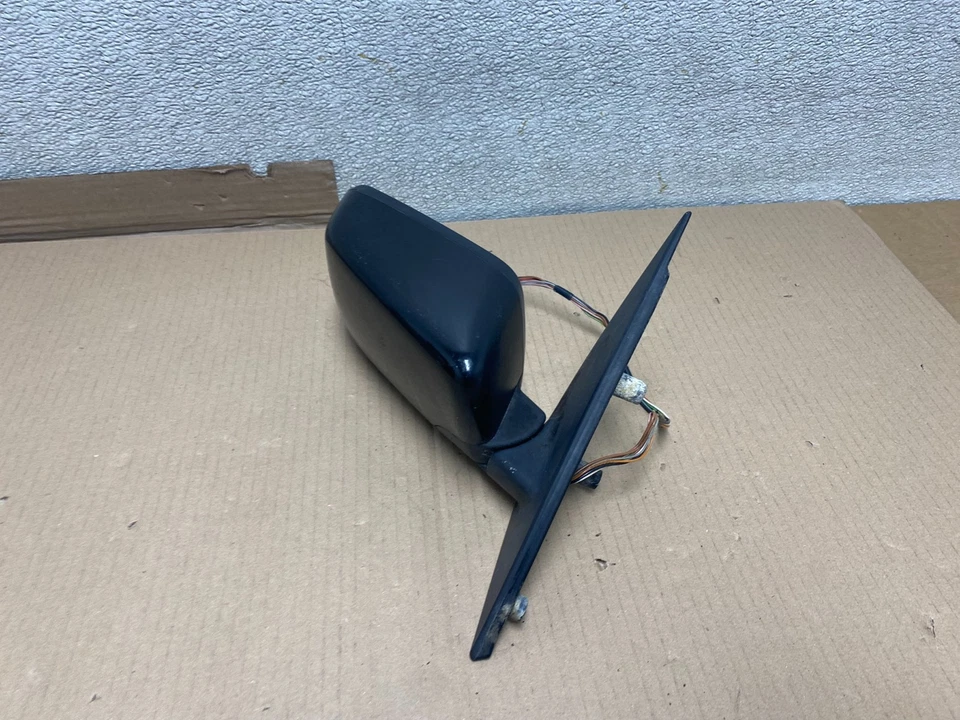 Espejo retrovisor puerta derecha pasajero BMW 528i 530i E39 1997 a 2003 U2541 DG Foto 2 de 4