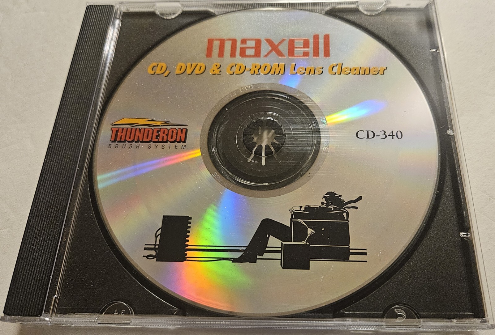 Maxell 190048 CD340 Laser Lens Cleaner For Compact Disc, DVD, Game