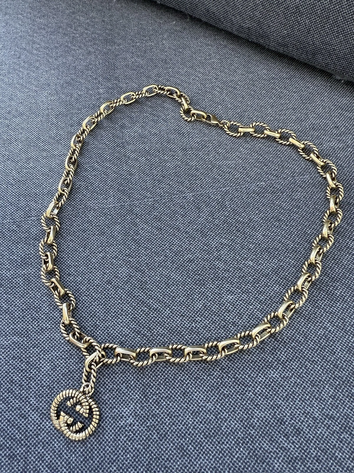 Collana Gucci catena oro look grosso
