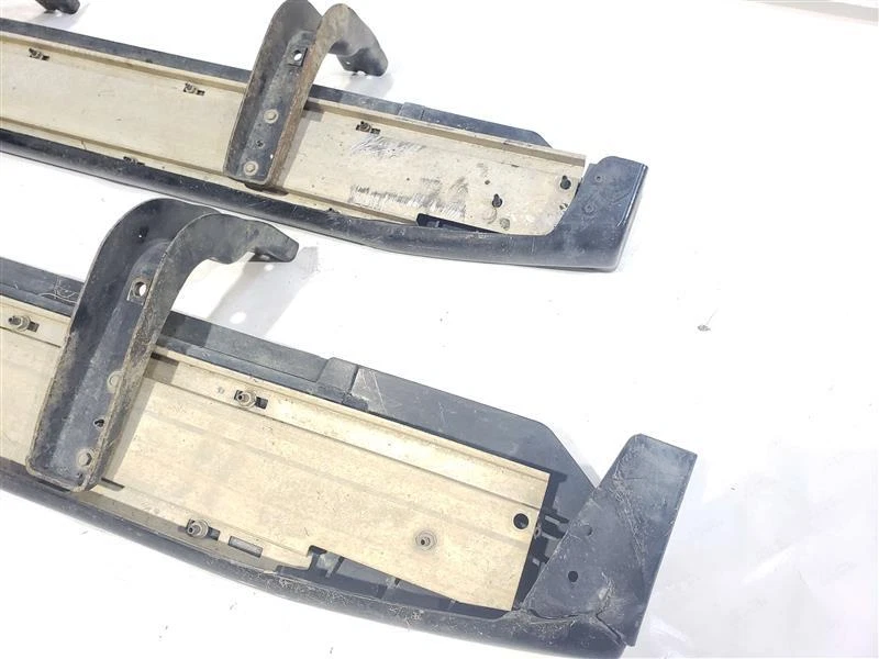 Pair Running Boards Minor Damage On Left OEM 2004 2010 Infiniti QX56 — 第 2/4 张图片