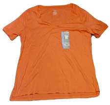 NWT Member's Mark Essential V-Neck Tee Cosmos Coral Large