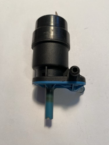 VW Golf 2 VW Jetta II MK2 Waschpumpe Scheibenwaschpumpe Wischwasserpumpe VDO