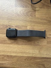 Apple Watch SE (1st Generation) 40mm Gold Aluminium Case, GPS Cellular, FHS73297