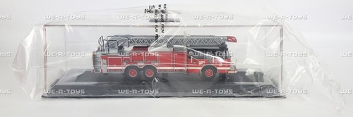 Code 3 Preserve the Honor Chicago Pierce Rear Mount Ladder T3 Vehicle #12919 - Picture 10 of 12