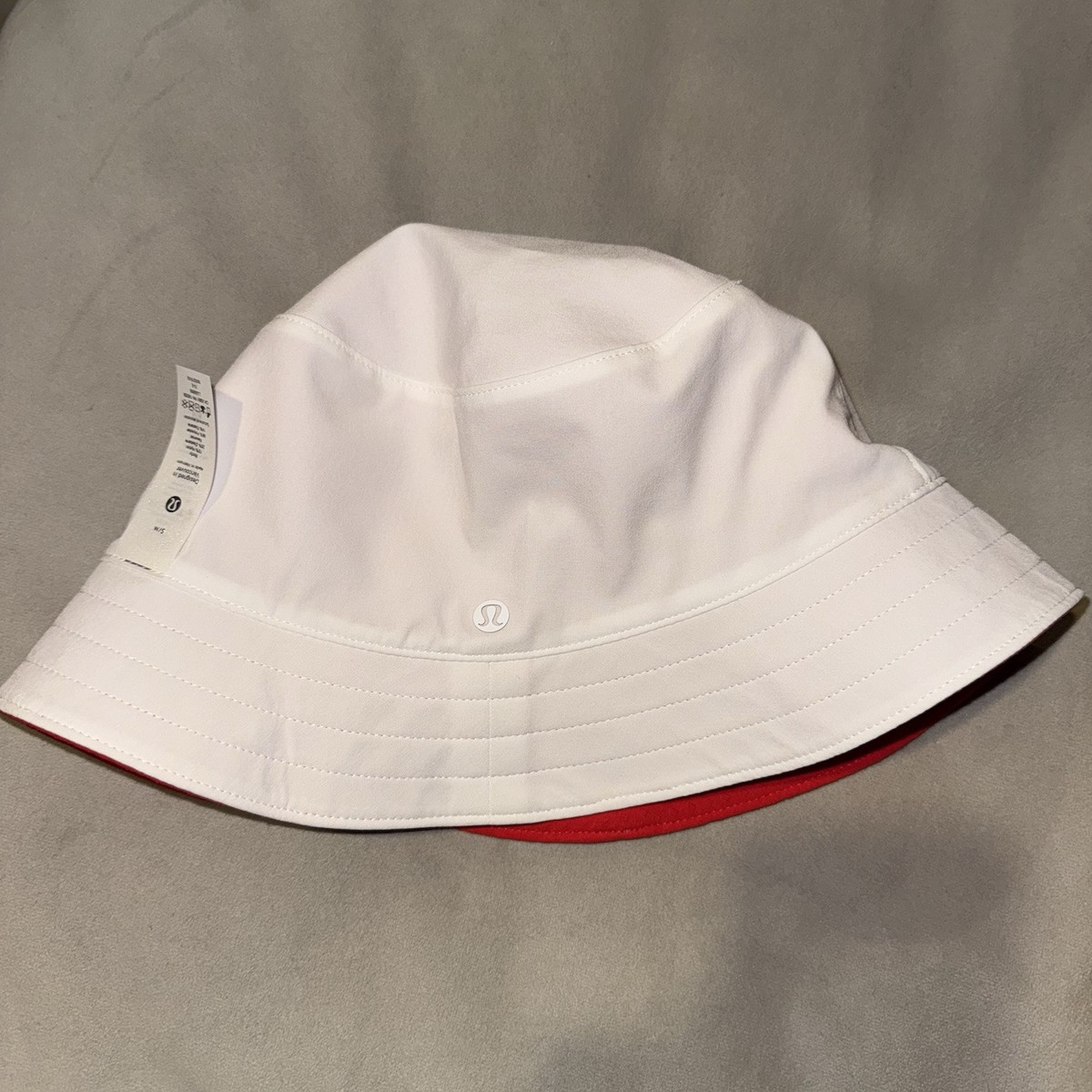 M/L) $48 NWT Lululemon Both‎ Ways Reversible Bucket Hat Red 