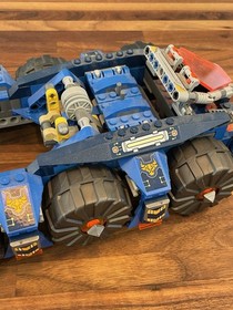 LEGO 70322 Axl's Tower Carrier NEXO KNIGHTS InComplete??
