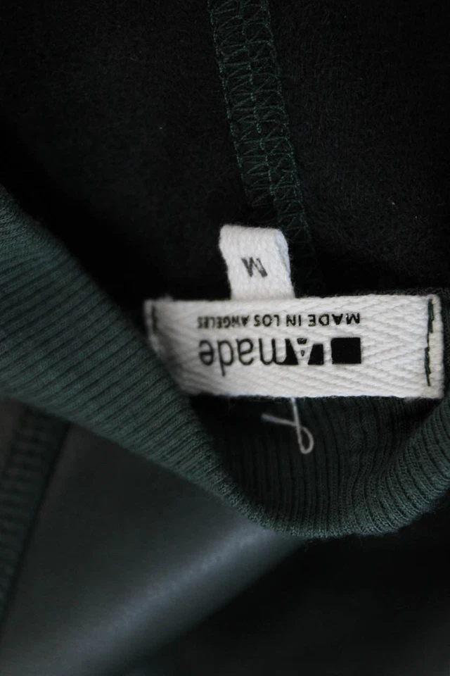 Blusa de manga larga de cuero sintético verde esmeralda talla mediana hecha en Los Ángeles para mujer Foto 4 de 4