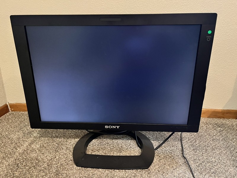 Sony LMD-2450W 24" Pro Studio Monitor