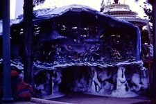 1950s Tiger Balm Gardens Hong Kong China  Red Border Kodachrome Slide BF-B