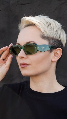 Gafas de sol Prada para hombre verde salvia espejo plateado rectángulo PR17WS 11R10E TOTALMENTE NUEVAS - Imagen 11 de 13
