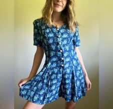 1970s Vintage Caroline Wells Collection Blue Floral Romper Playsuit
