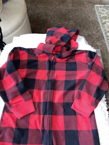 Gap Kids Sz. 4 Red & Black Plaid Hooded One Piece Pajama. Great Shape & Quality - Picture 2 of 4