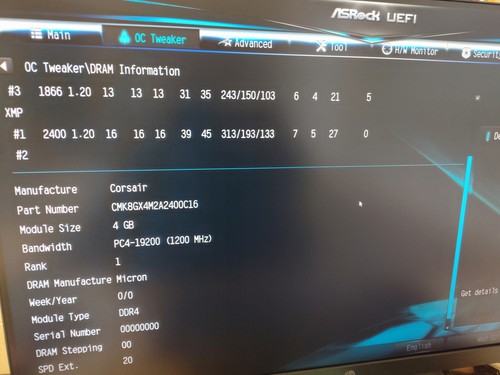 8GB (2 x 4GB) DIMM Desktop Memory RAM DDR4-2400 Corsair CMK8GX4M2A2400C16 2018 - Picture 7 of 7
