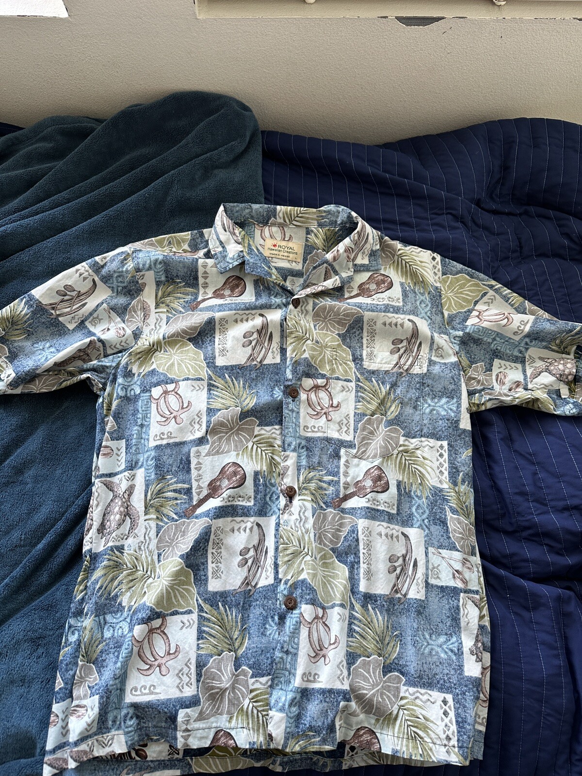 Picture 1 of 3