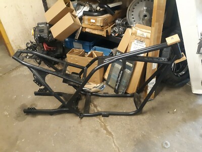 2004 Santee vee frame and swingarm