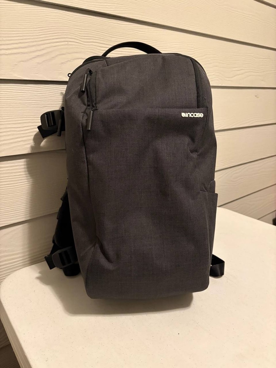 backpack for mirrorless with laptop Incase Camera Backpack DSLR Mirrorless Laptop Bag Gray w/ Dividers –  Excellent C