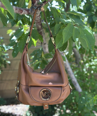 Michael Kors Brown Pebbled Fulton Shoulder Bag Medium Zip Gold Hardware Pockets