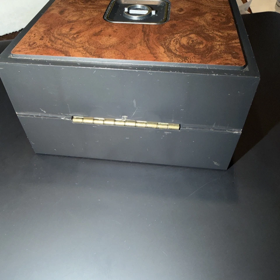 "Caja de reloj pulsera de plástico tono madera marca Elgin vintage solo 4,5""" Foto 4 de 4